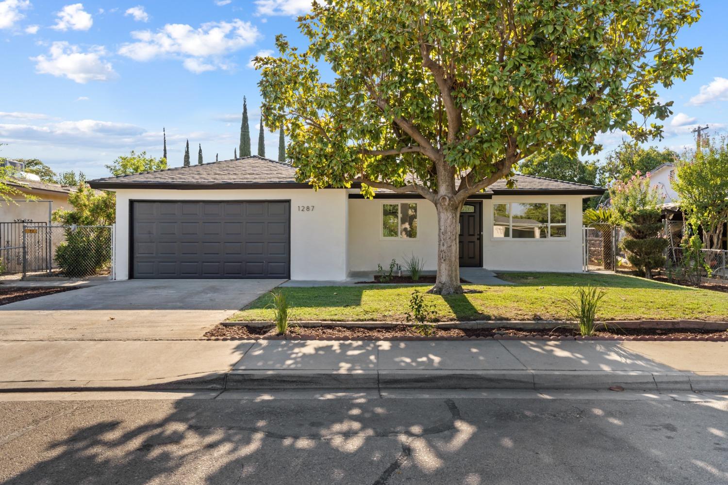 1287 Bennett Way