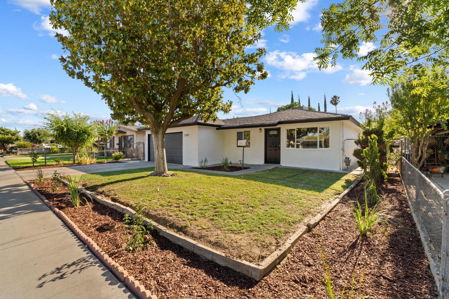 1287 Bennett Way