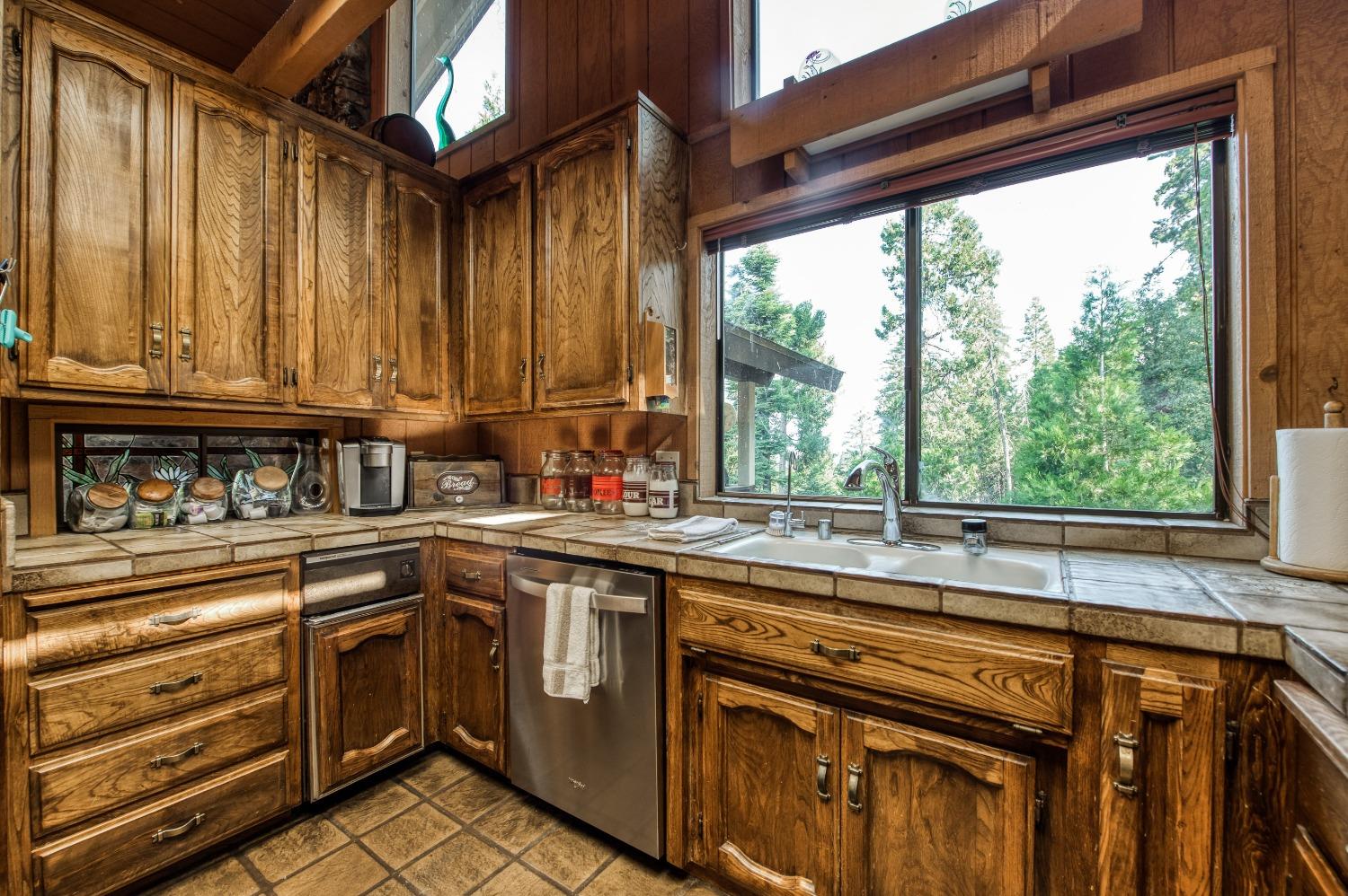 38551 Red Leaf Lane