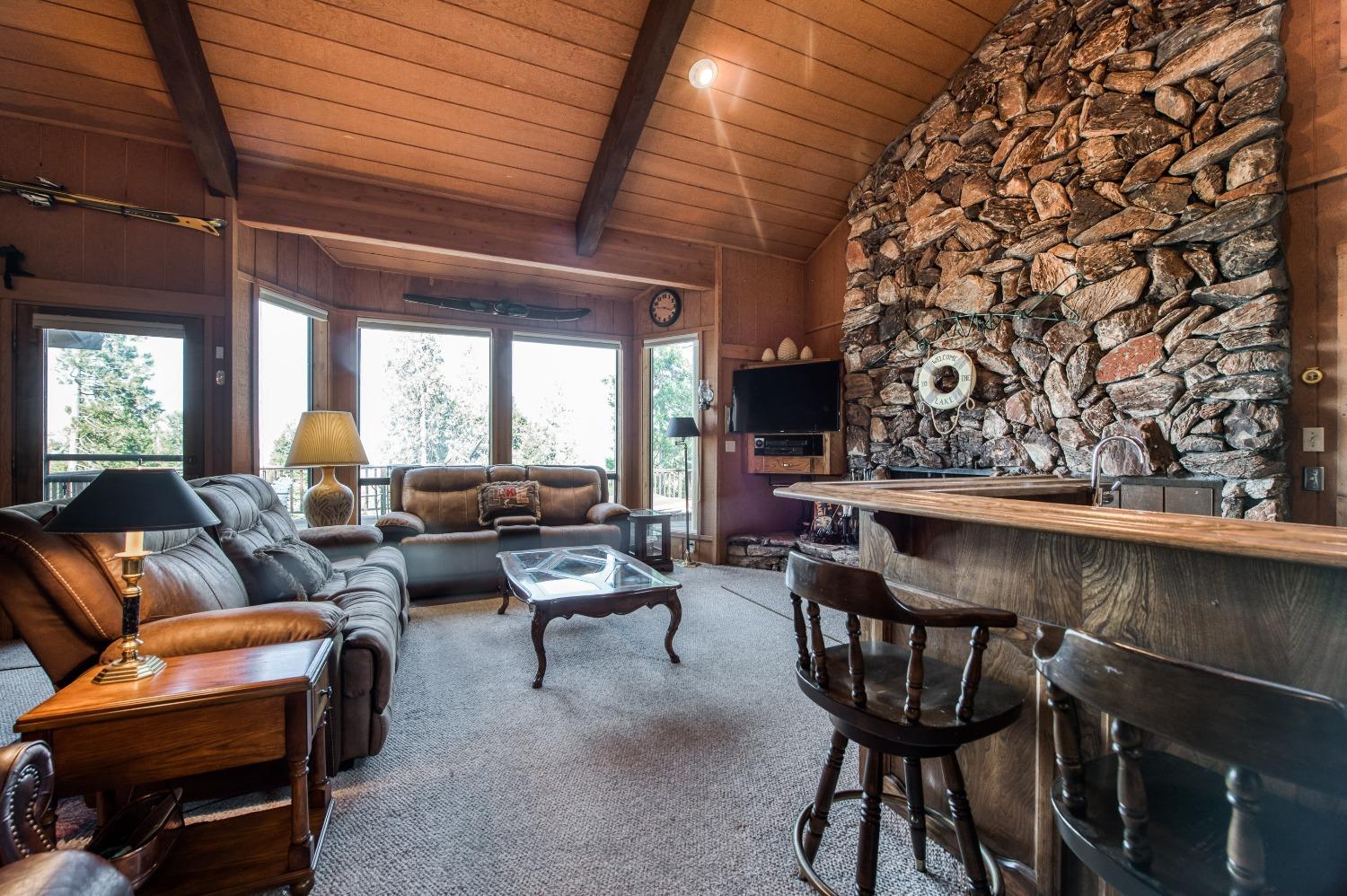 38551 Red Leaf Lane