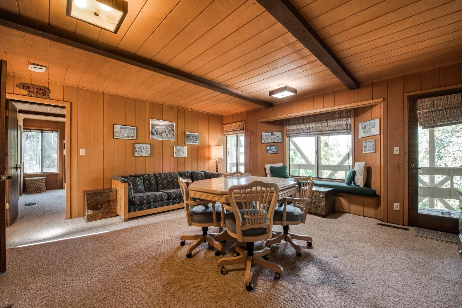 38551 Red Leaf Lane