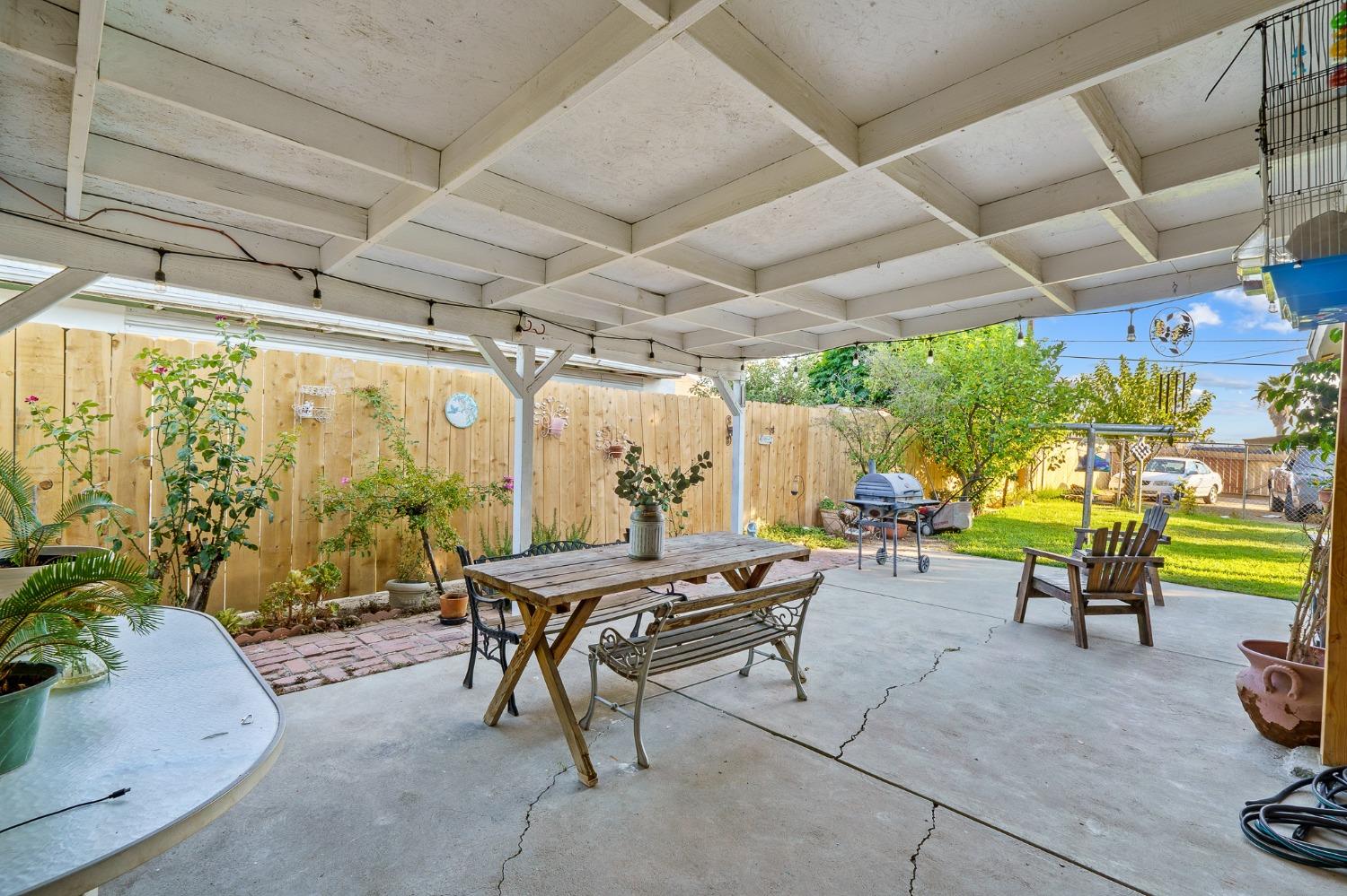 830 Lolita Street