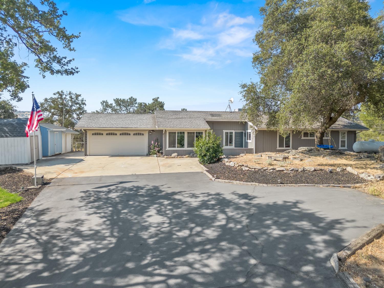 26602 Twin Ponds Road