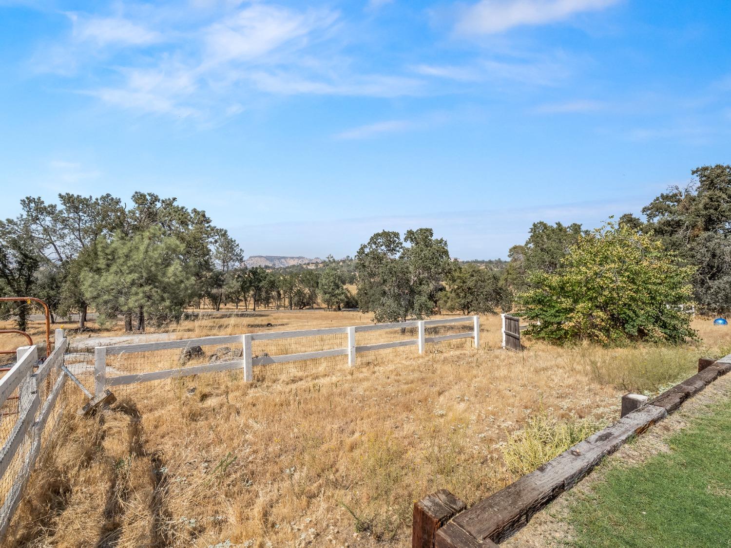 26602 Twin Ponds Road