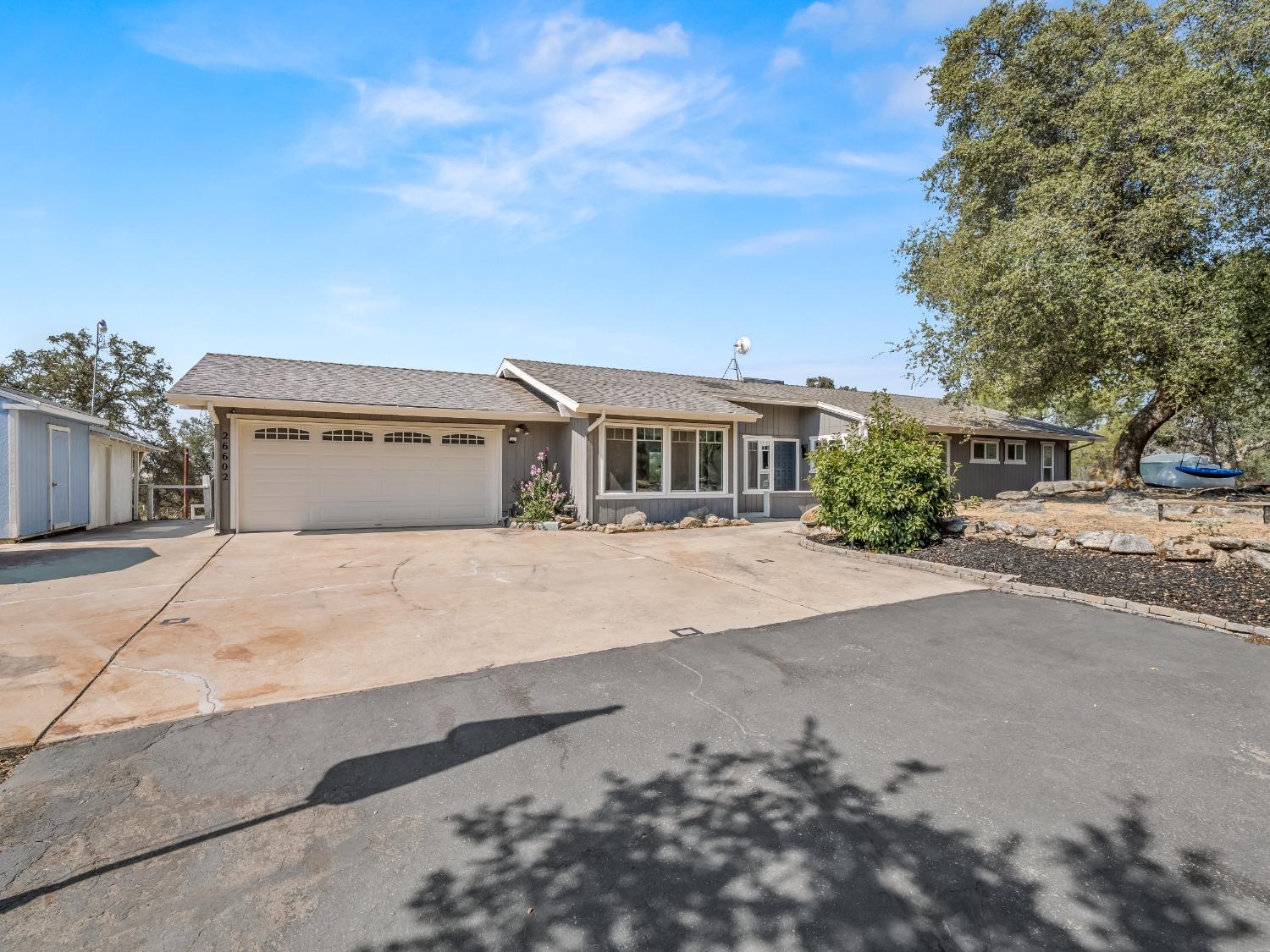 26602 Twin Ponds Road