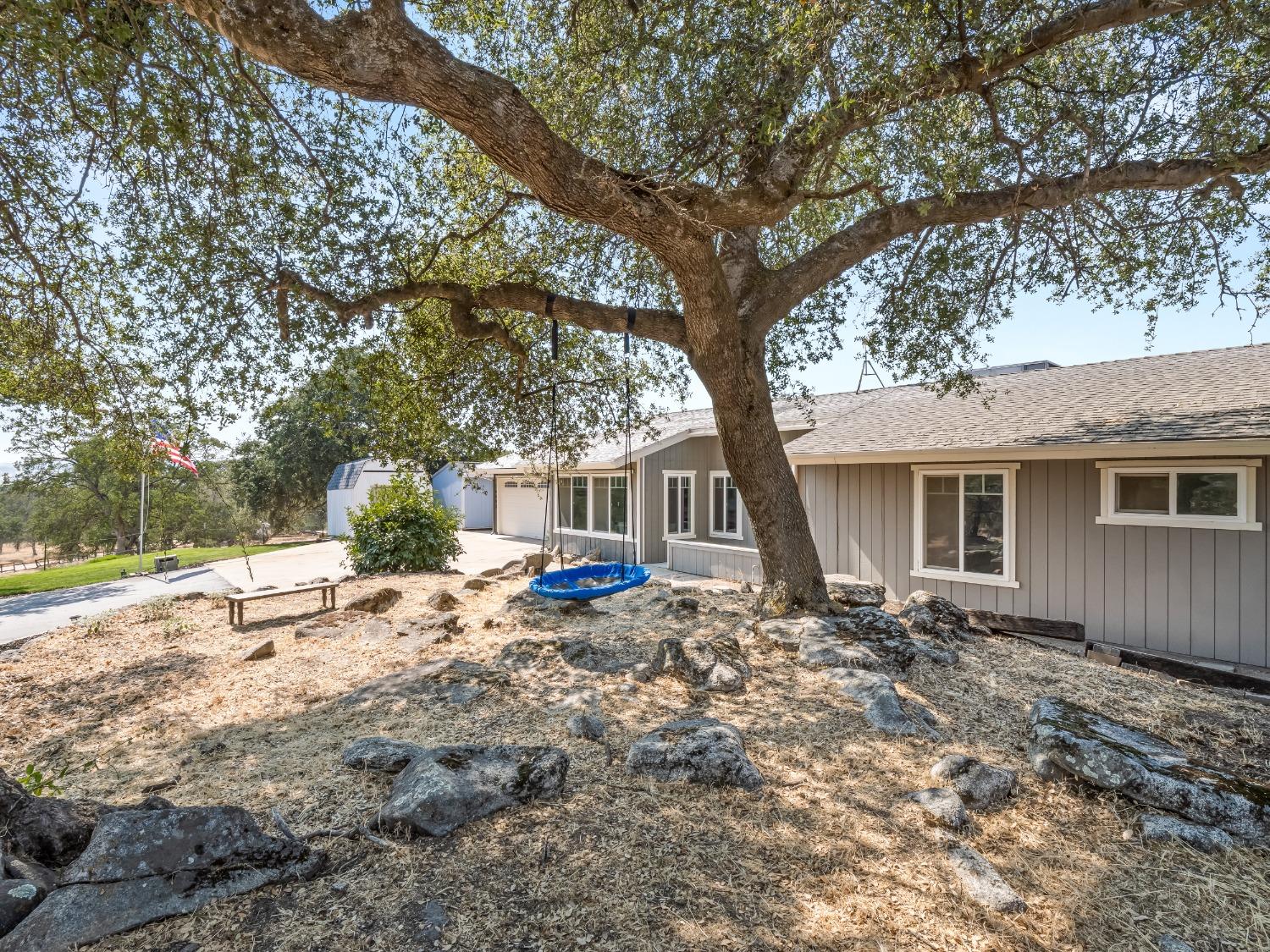 26602 Twin Ponds Road