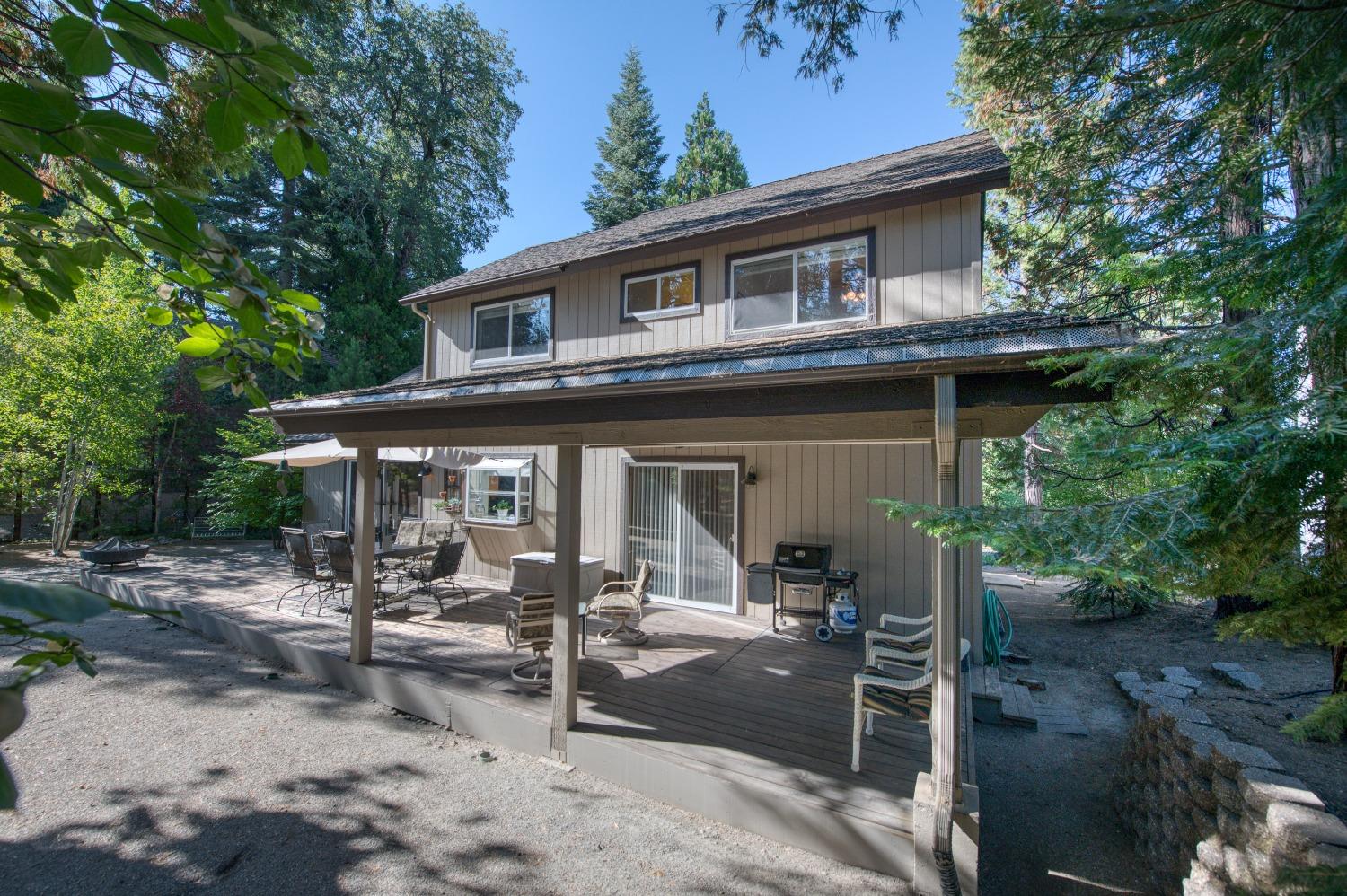 39620 Crest Point Lane