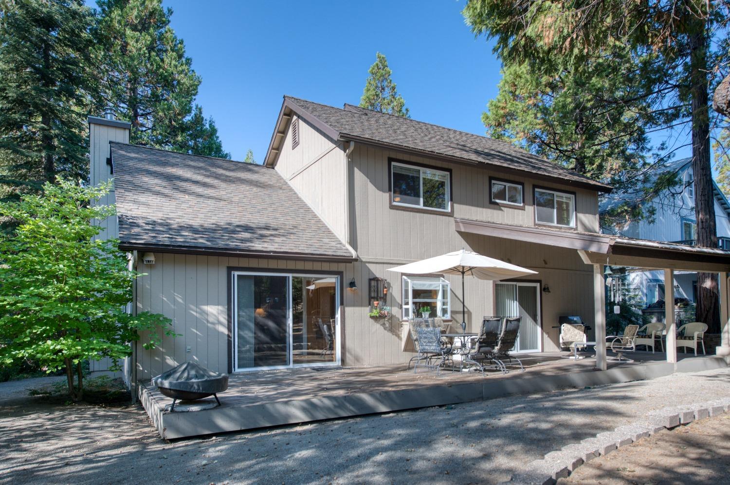 39620 Crest Point Lane