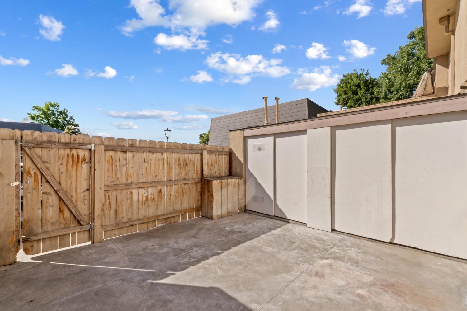 5188 E Ashlan Avenue # 107