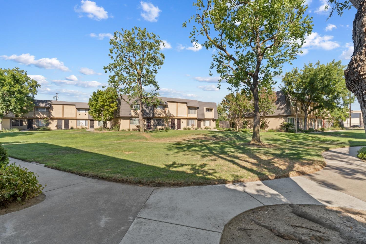 5188 E Ashlan Avenue # 107