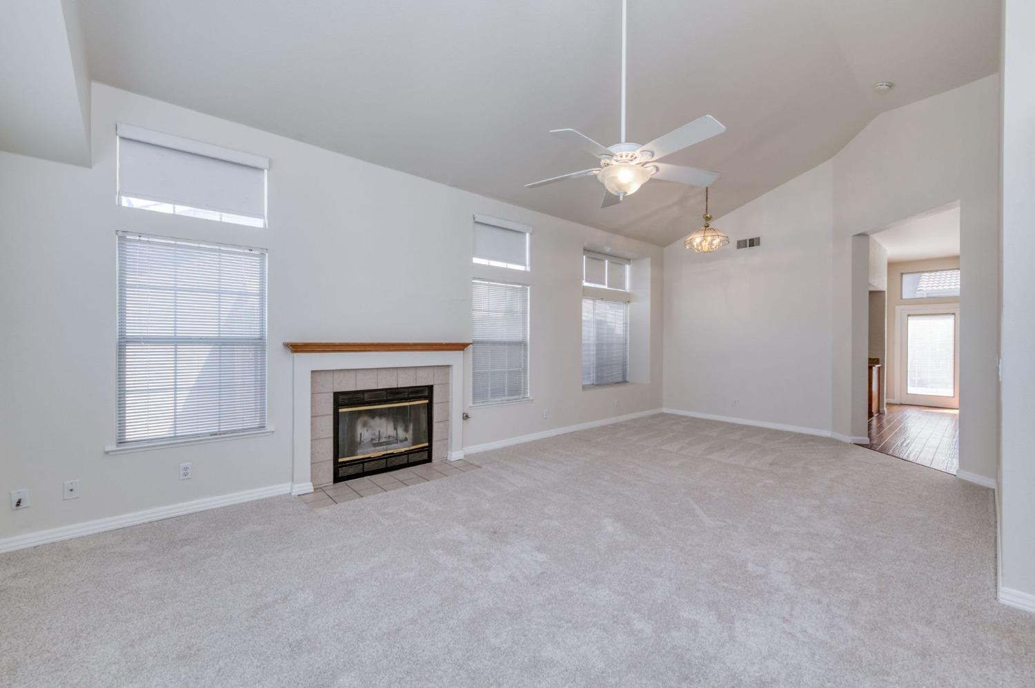 252 W Bedford Avenue