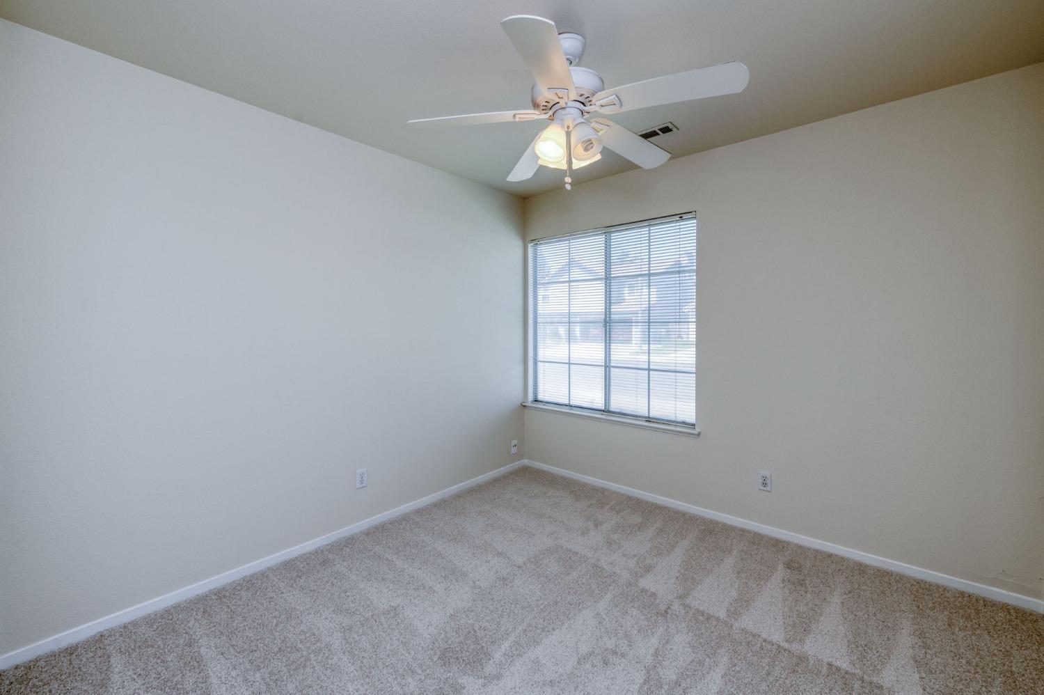 252 W Bedford Avenue