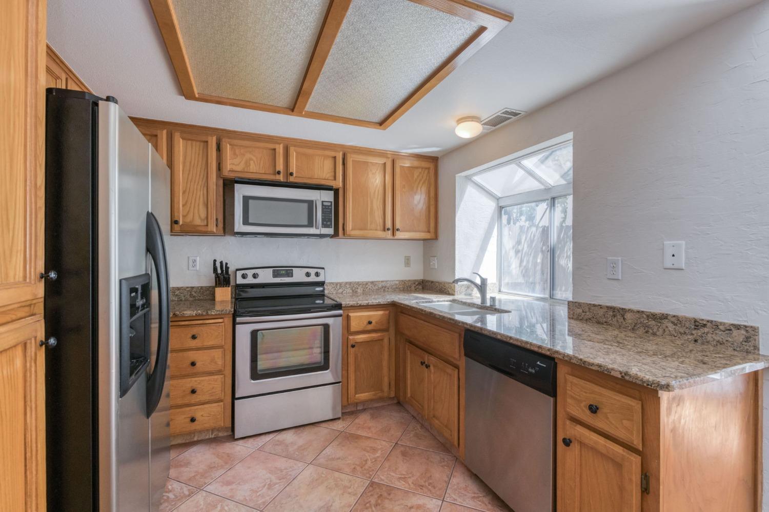 252 W Bedford Avenue