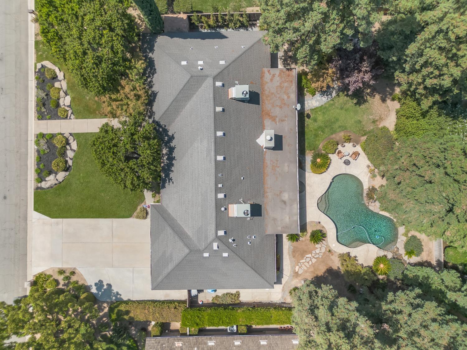 3566 W Spruce Avenue