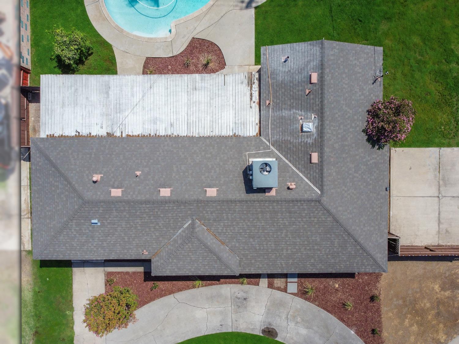 2338 E Berkeley Avenue