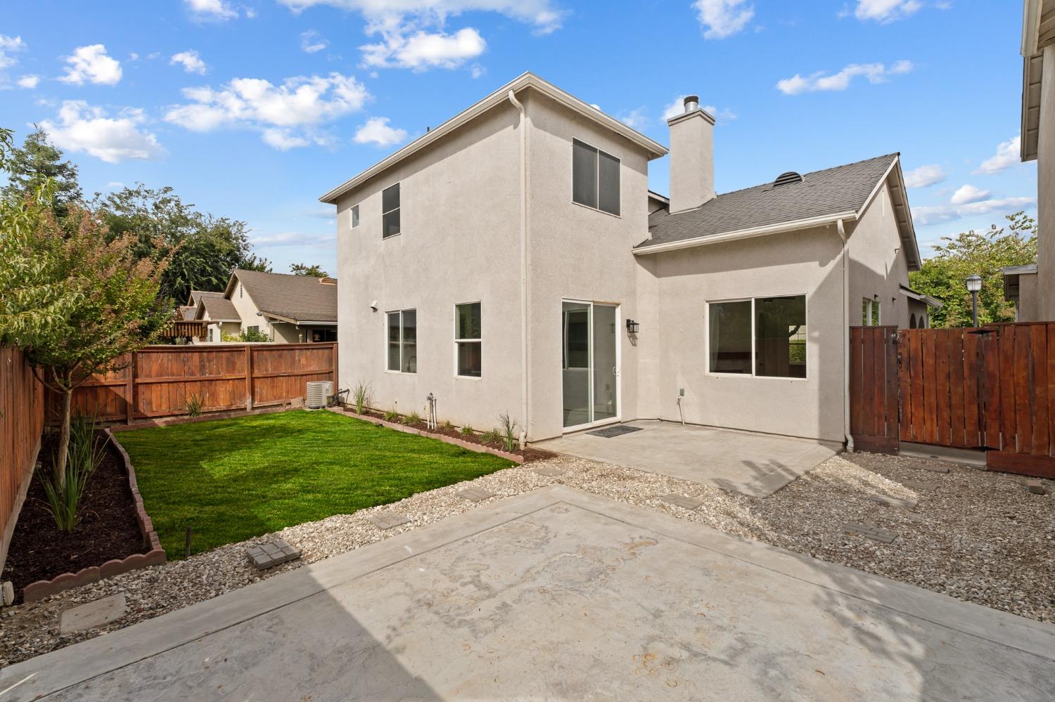 1732 N Avignon Lane