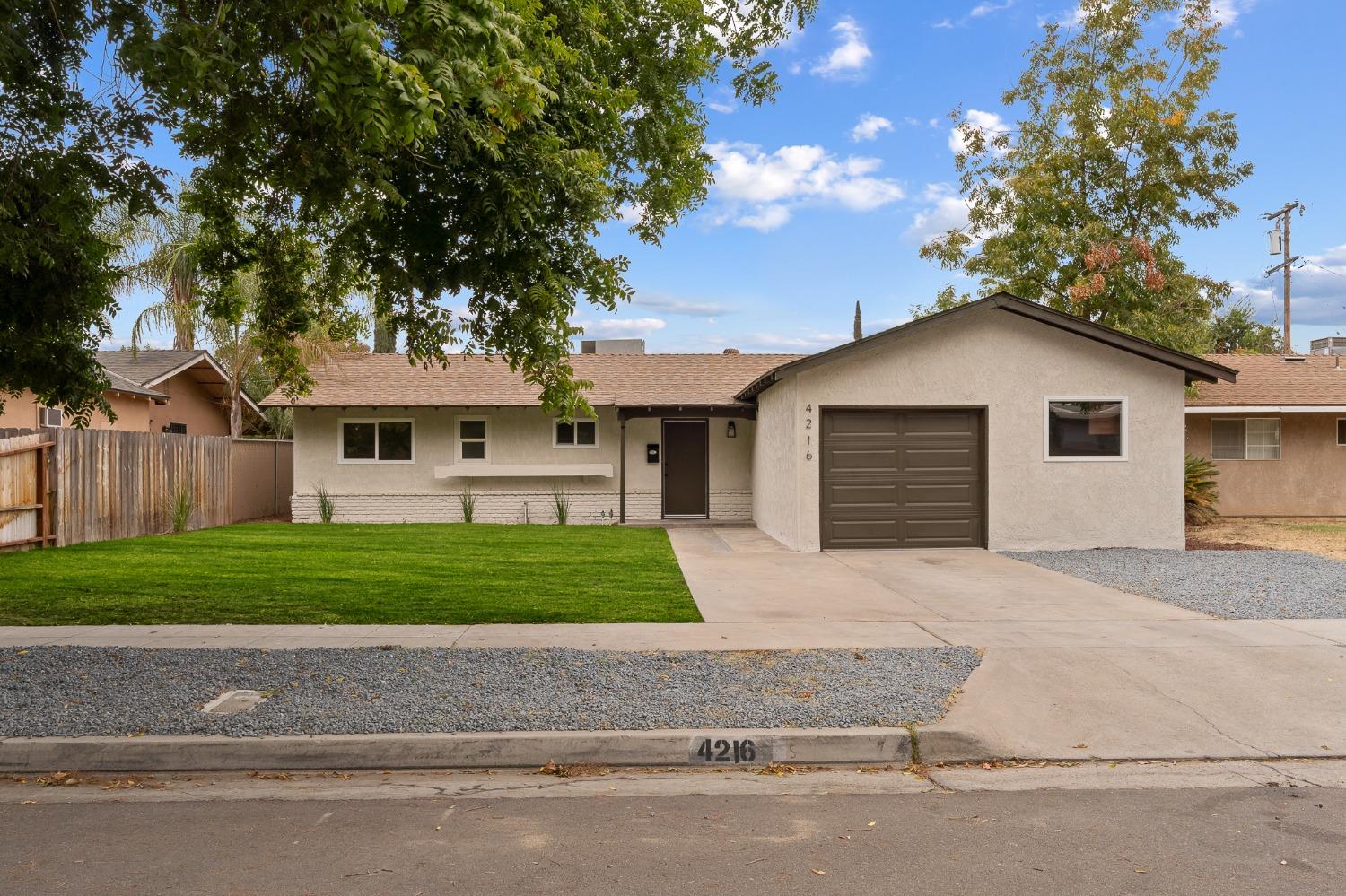 4216 N Pleasant Avenue