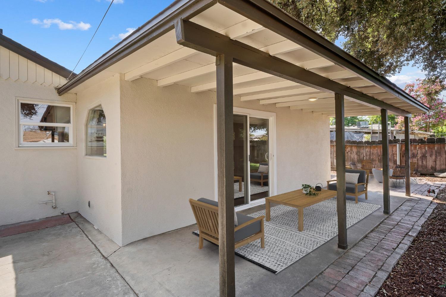 1823 E Terrace Avenue