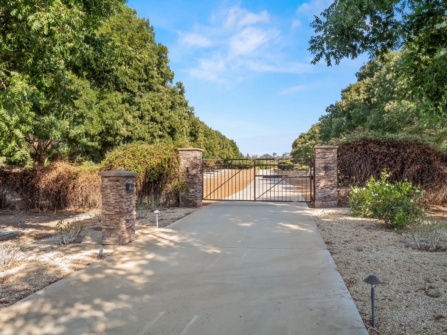 6142 N Academy Avenue