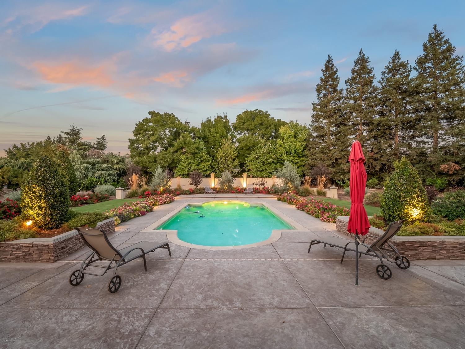 6142 N Academy Avenue