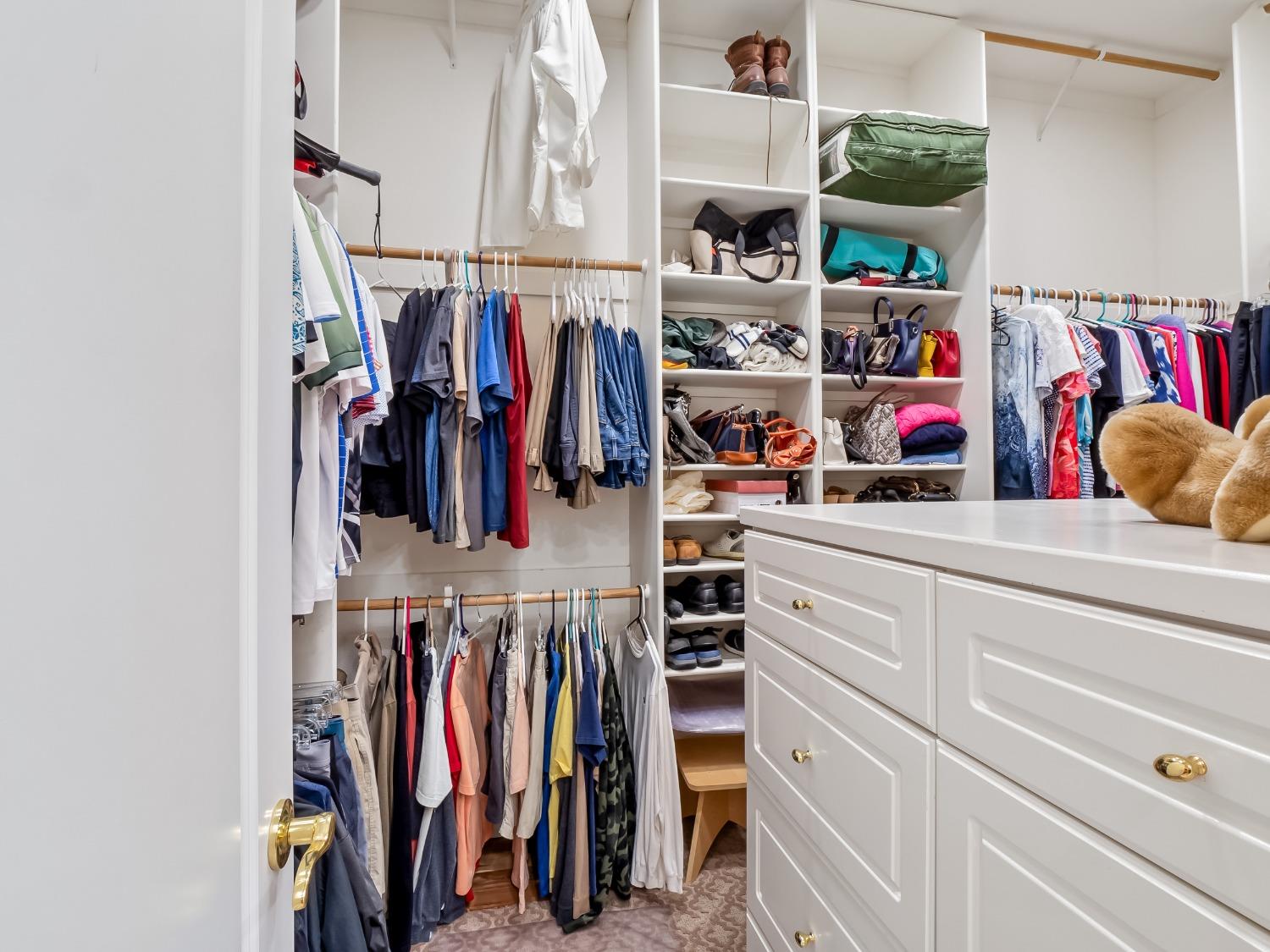 6142 N Academy Avenue