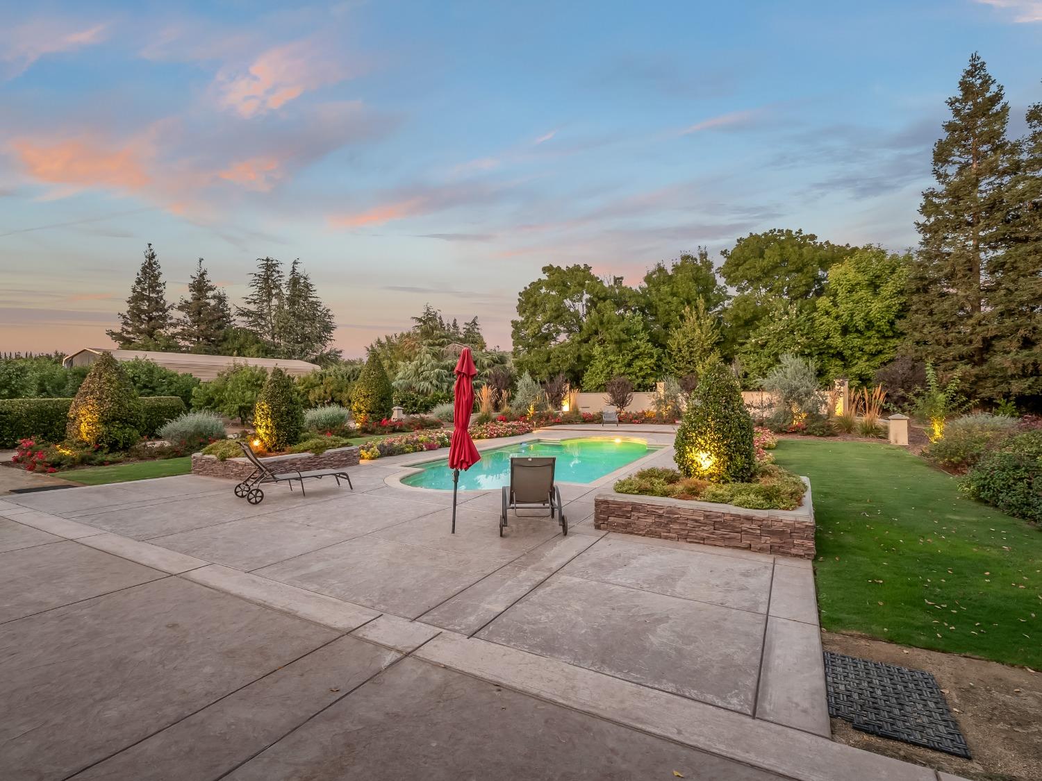 6142 N Academy Avenue