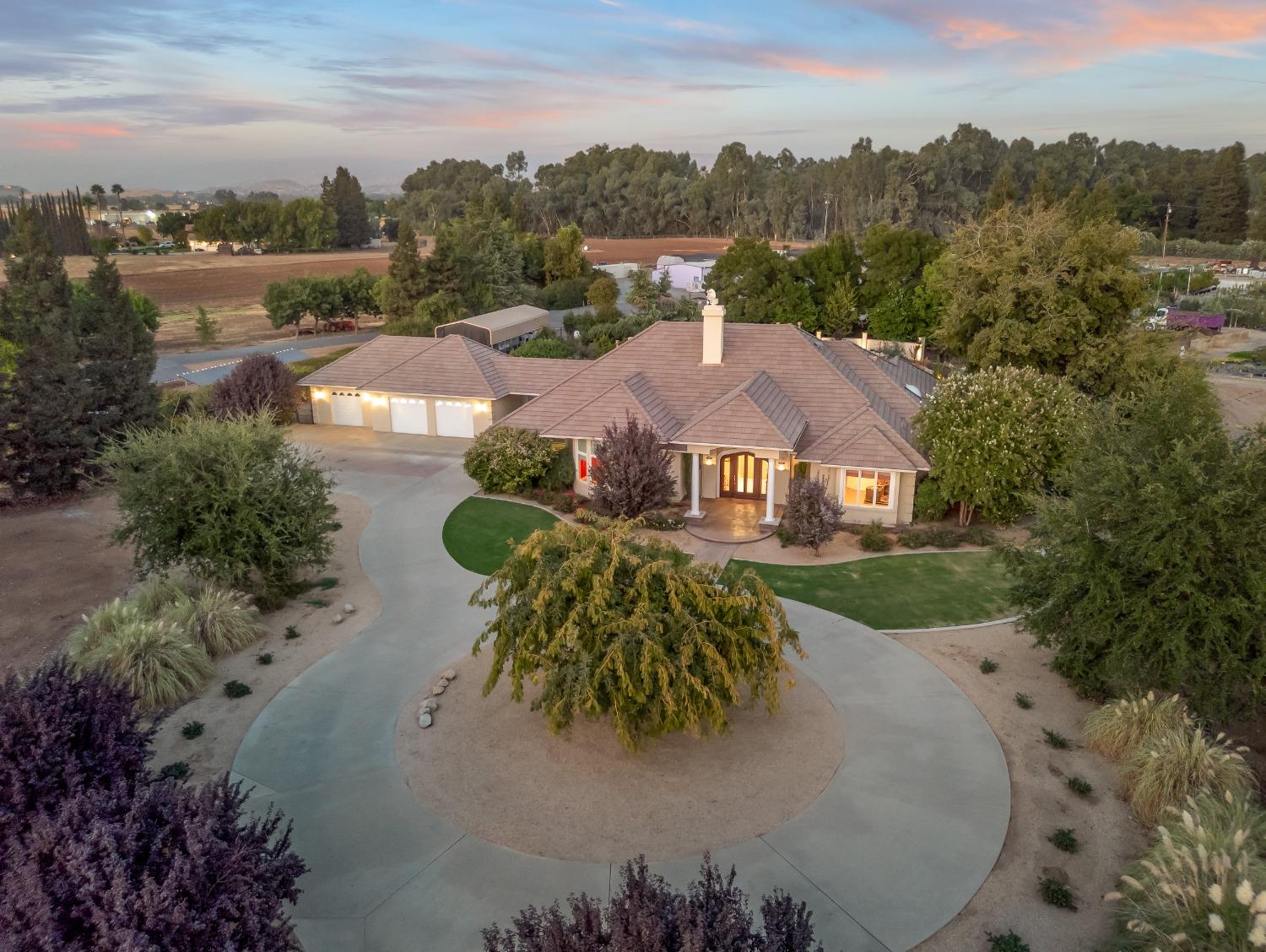 6142 N Academy Avenue