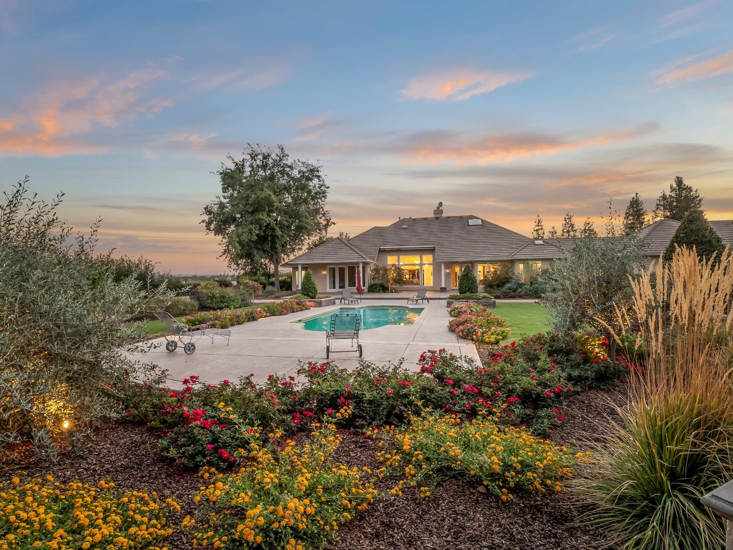 6142 N Academy Avenue