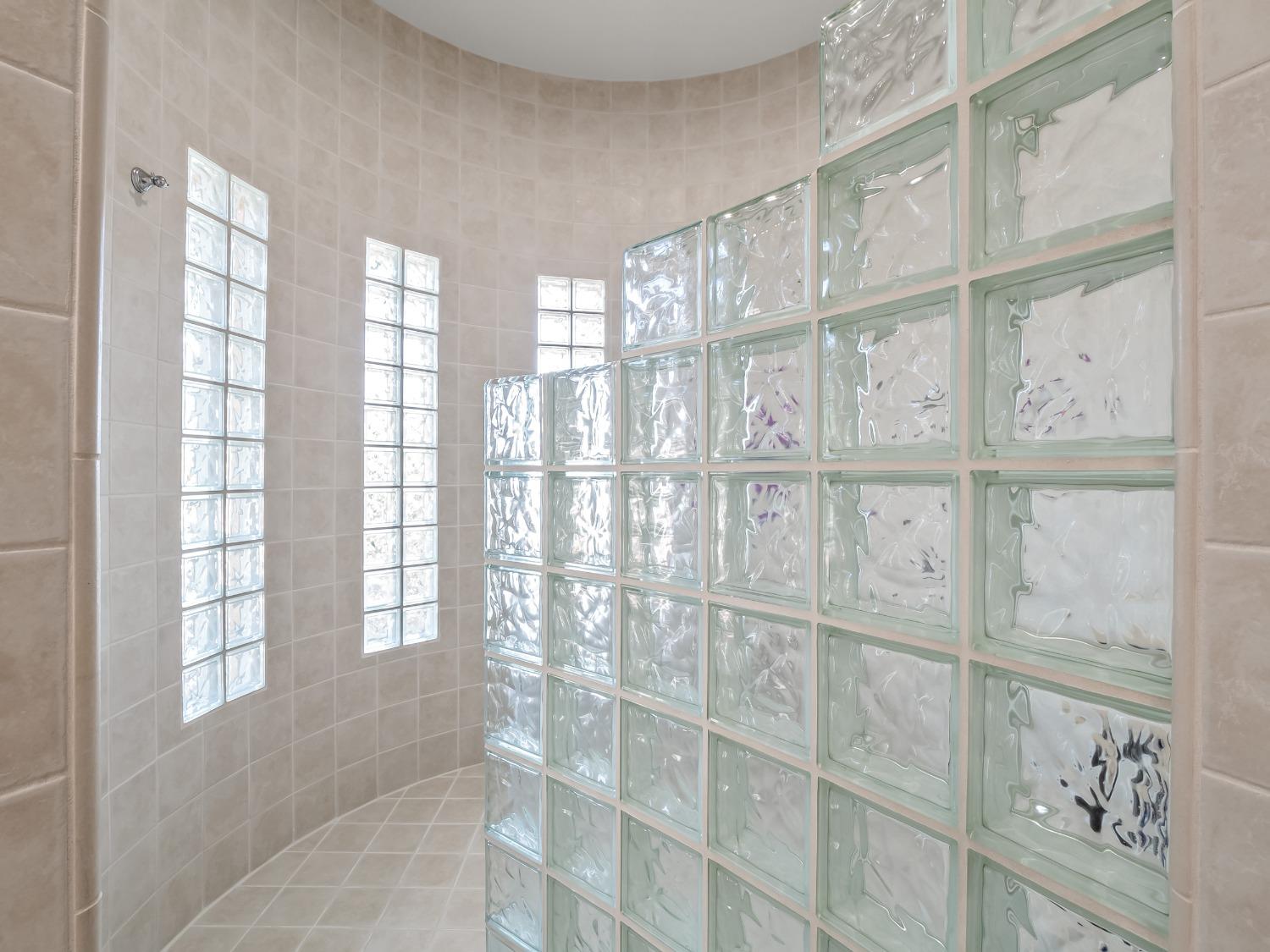 6142 N Academy Avenue