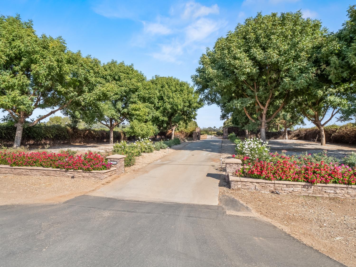 6142 N Academy Avenue