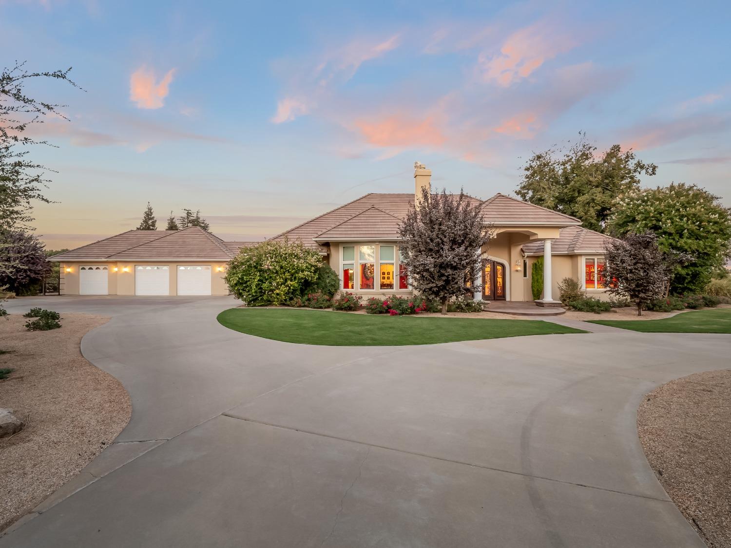 6142 N Academy Avenue