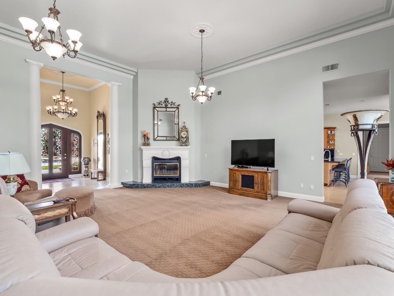 6142 N Academy Avenue