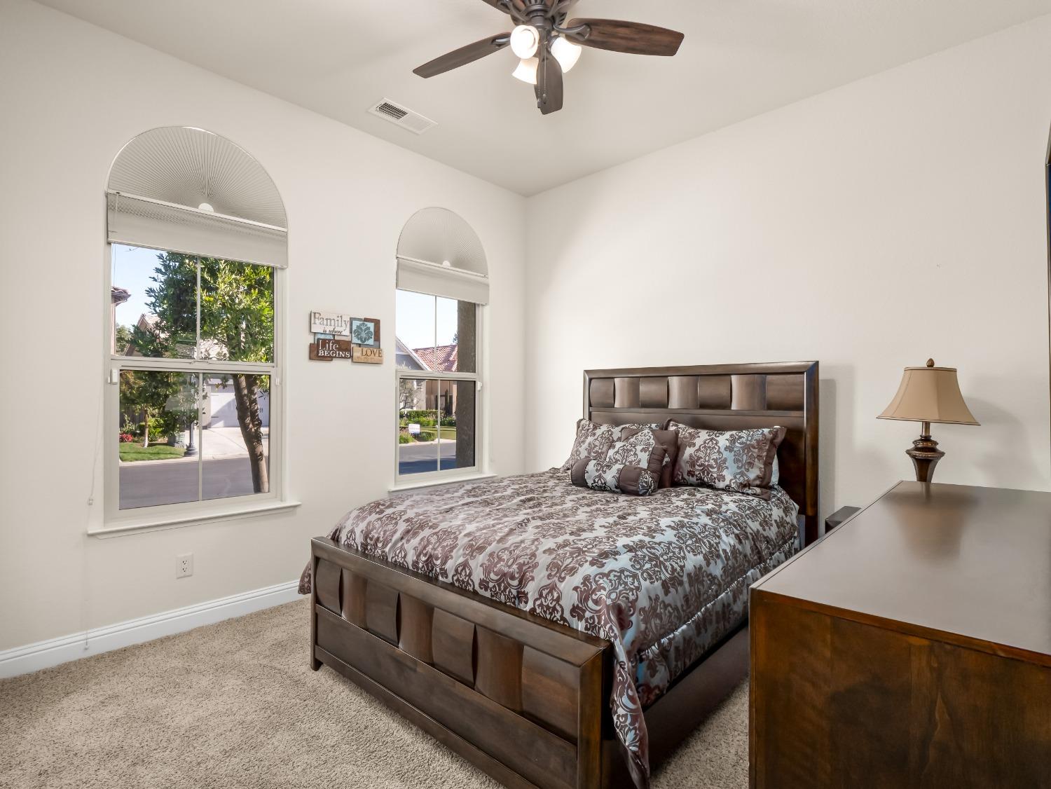 11371 N Via Montessori Drive