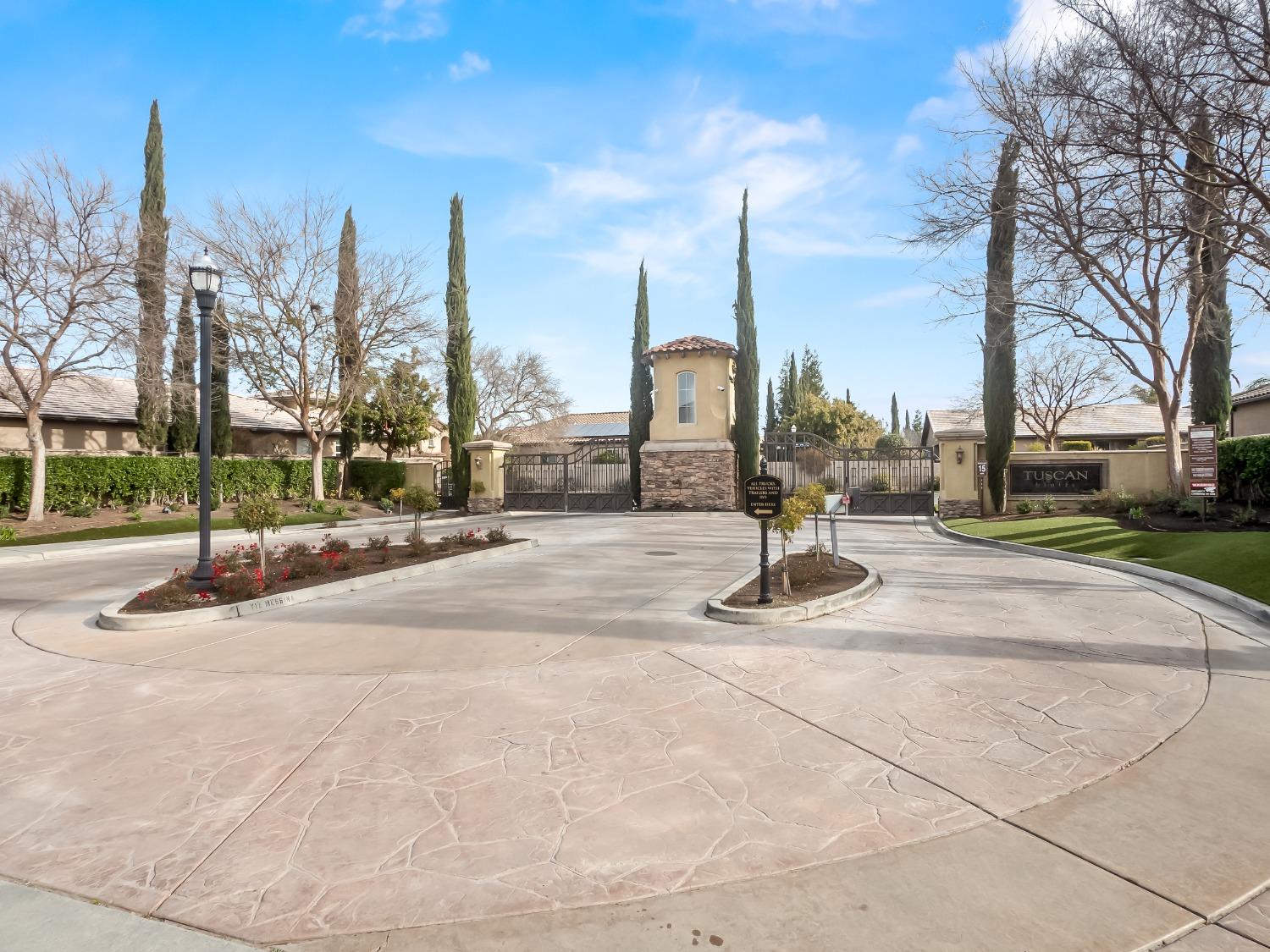 11371 N Via Montessori Drive