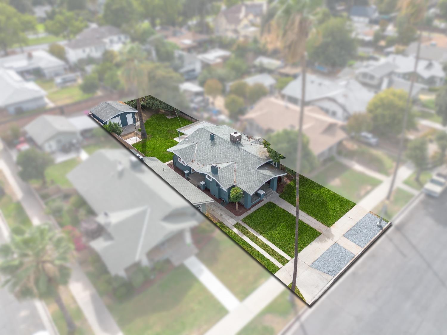 3852 E Kerckhoff Avenue