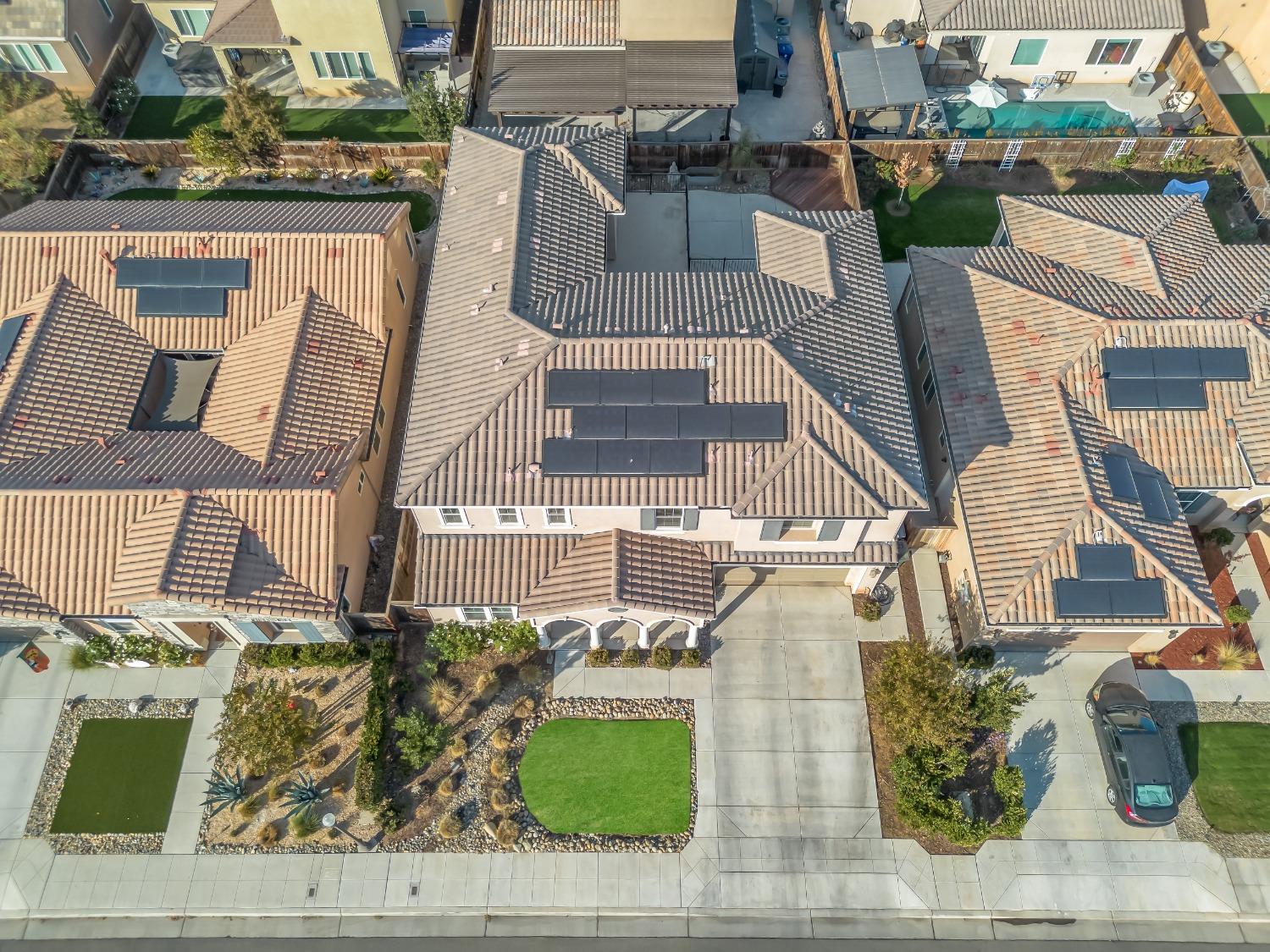 4257 Santa Ana Avenue