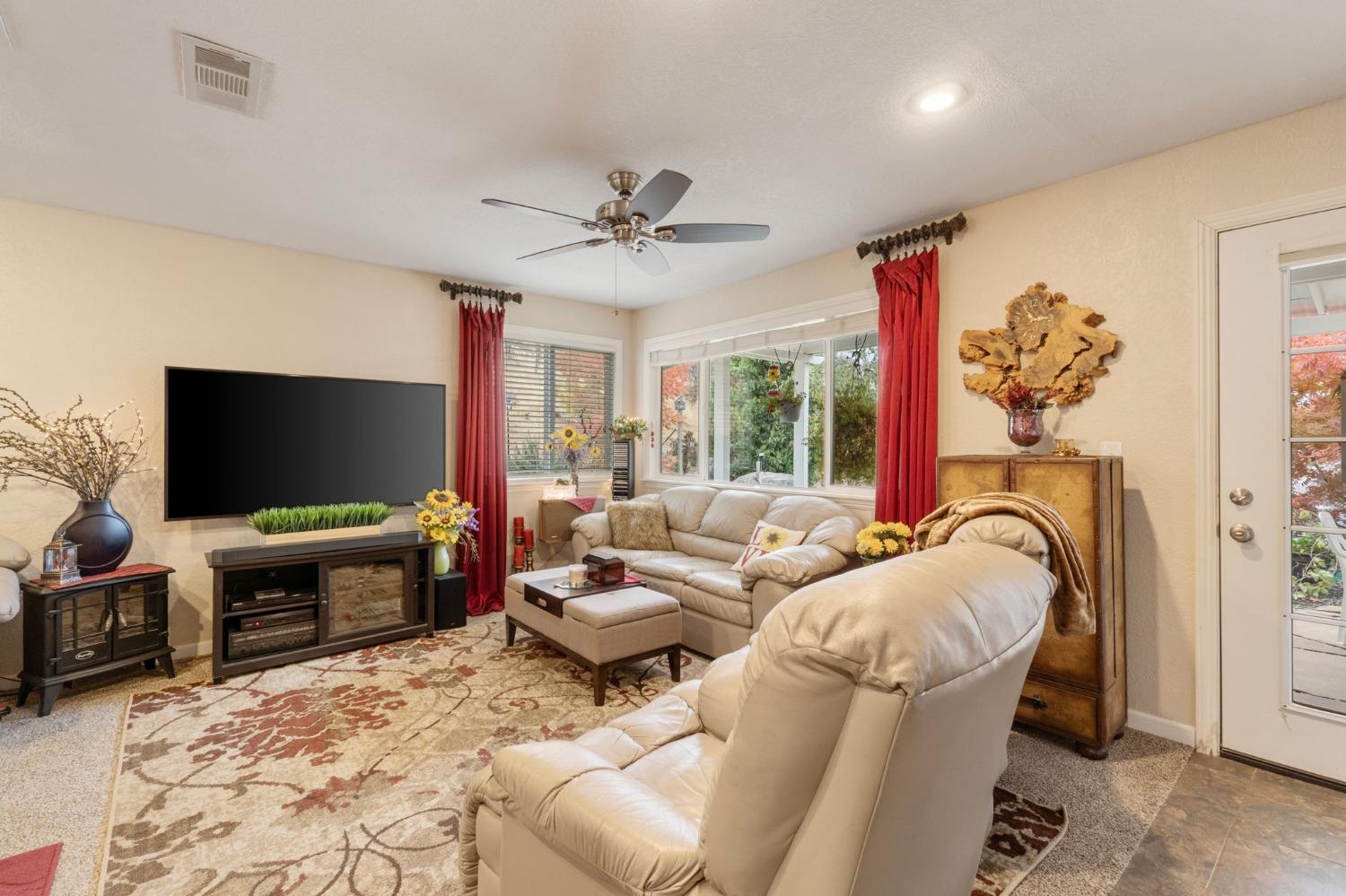 47563 Thunderhill Lane