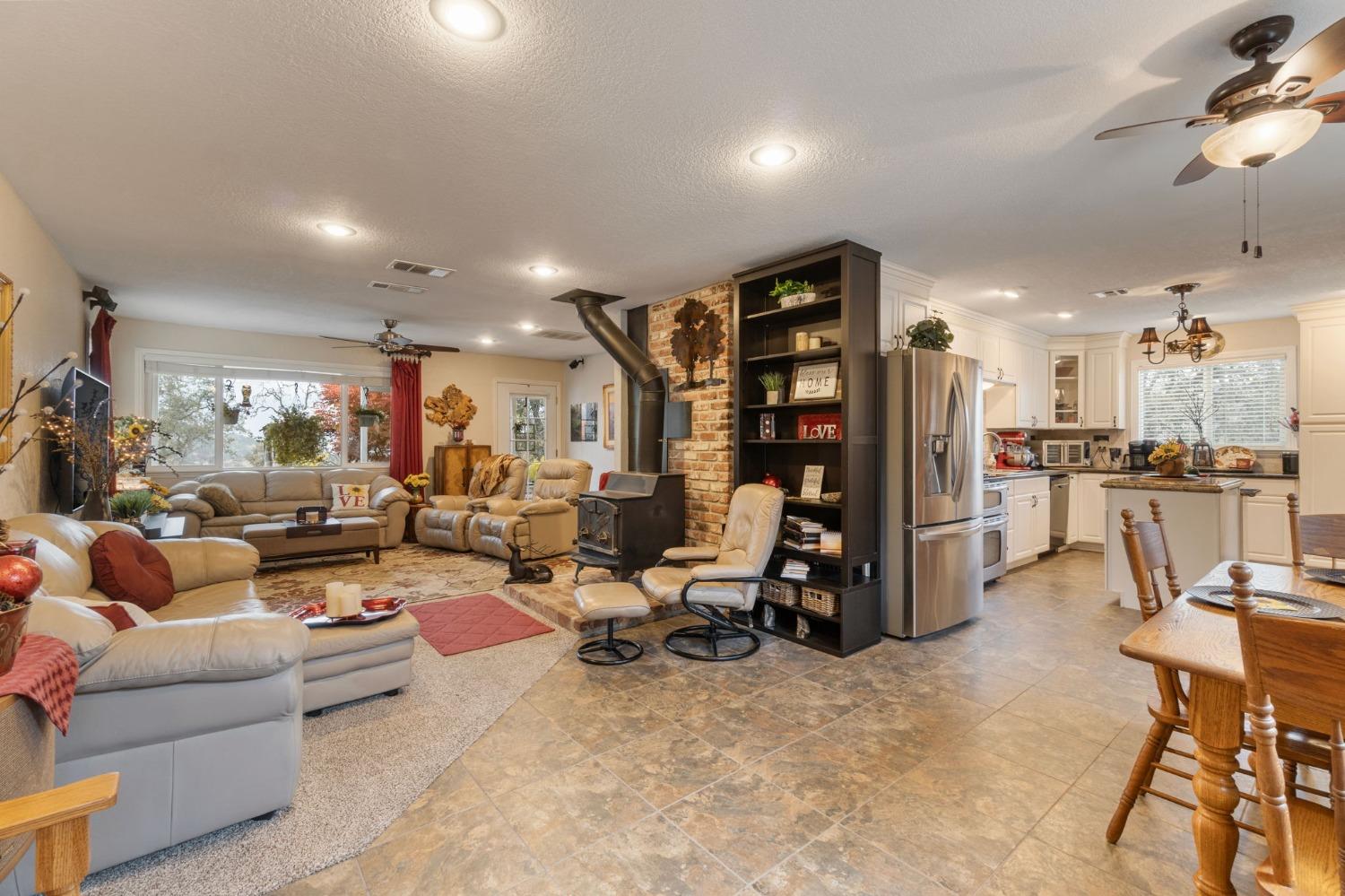 47563 Thunderhill Lane
