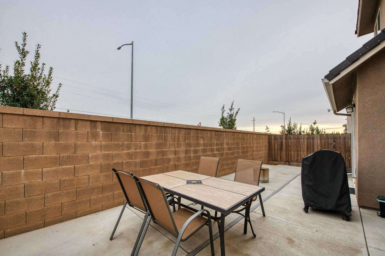 2625 Commonwood Lane