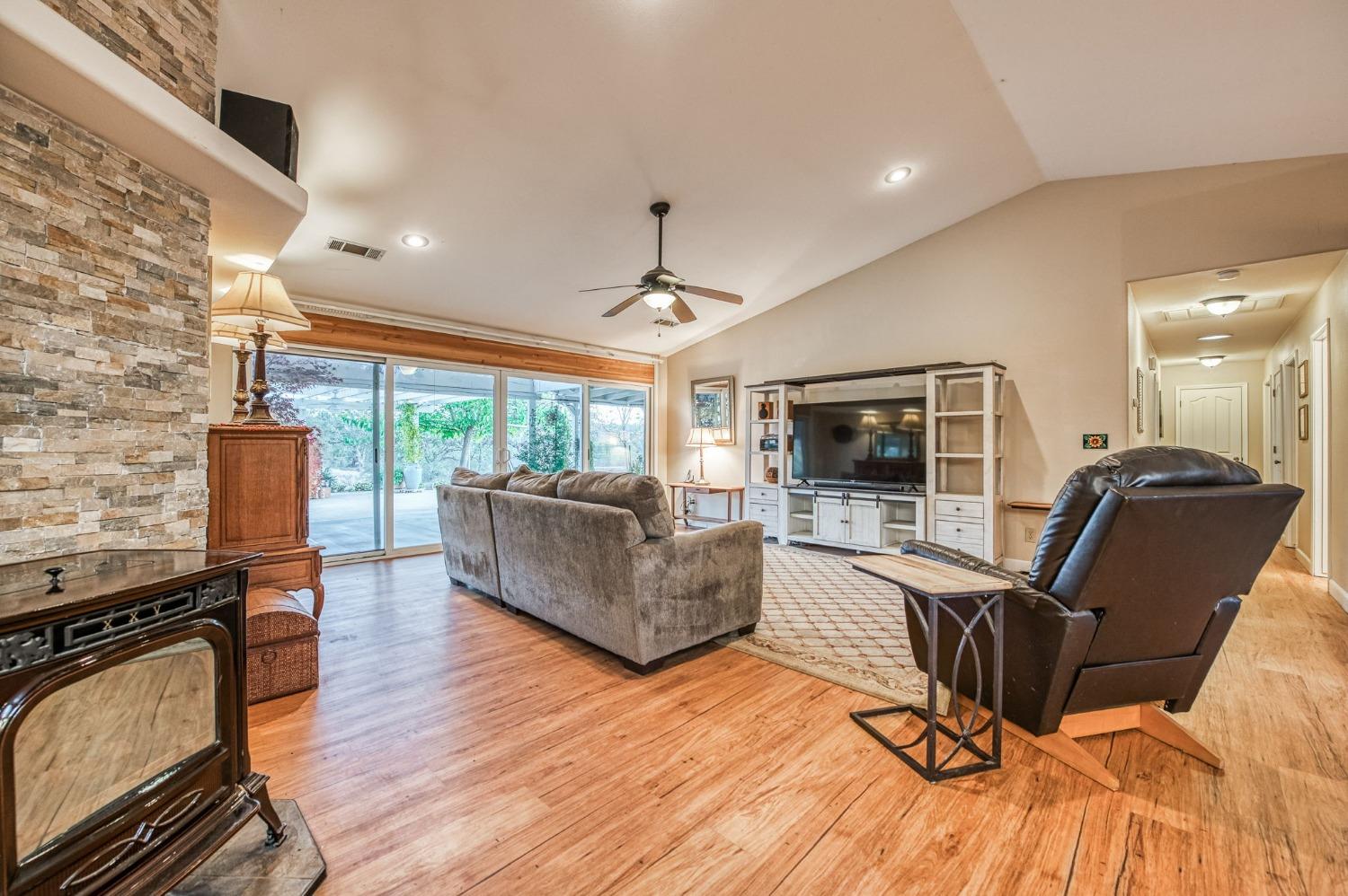 32273 River Knolls Road