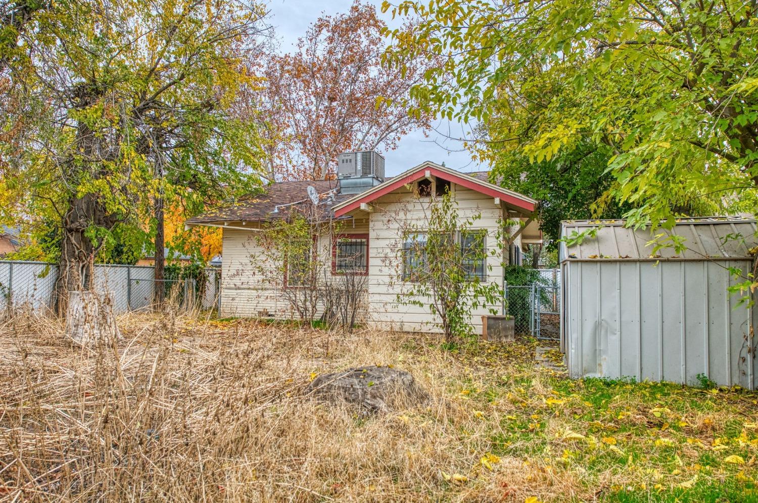 705 N Poplar Avenue
