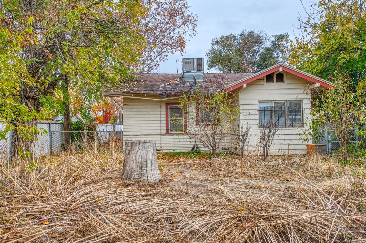 705 N Poplar Avenue