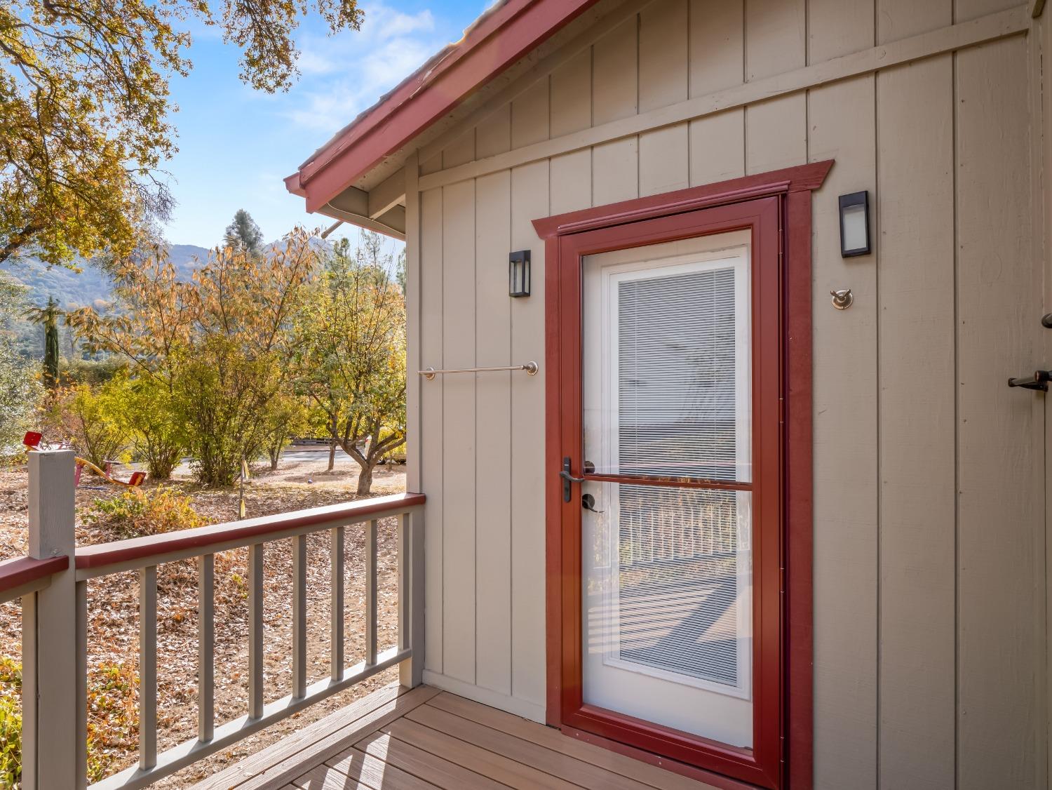 45977 River View Drive
