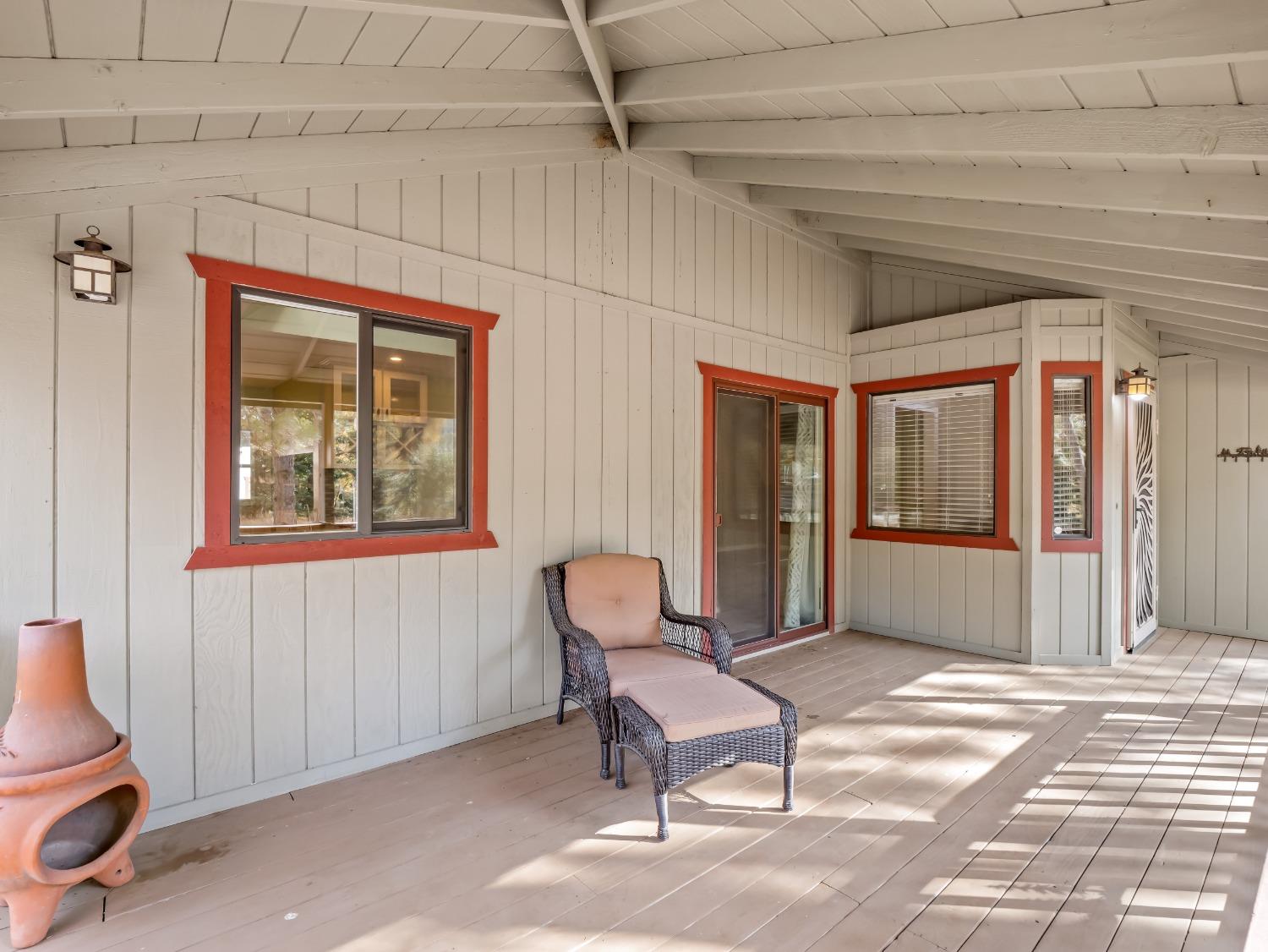 45977 River View Drive
