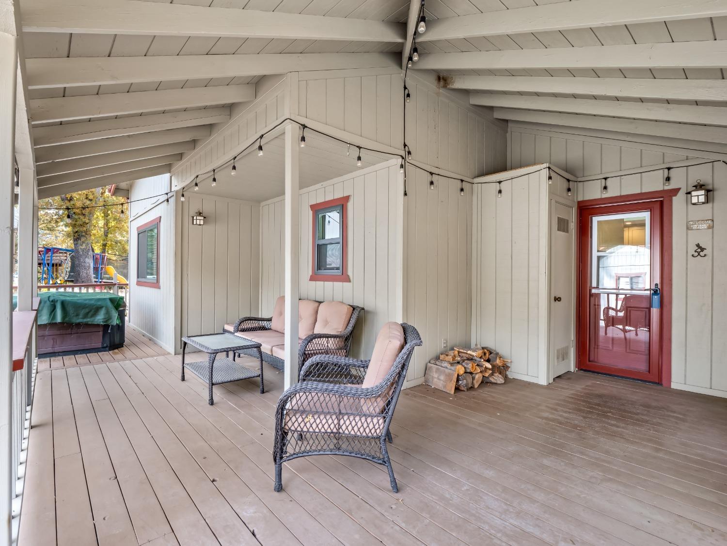 45977 River View Drive