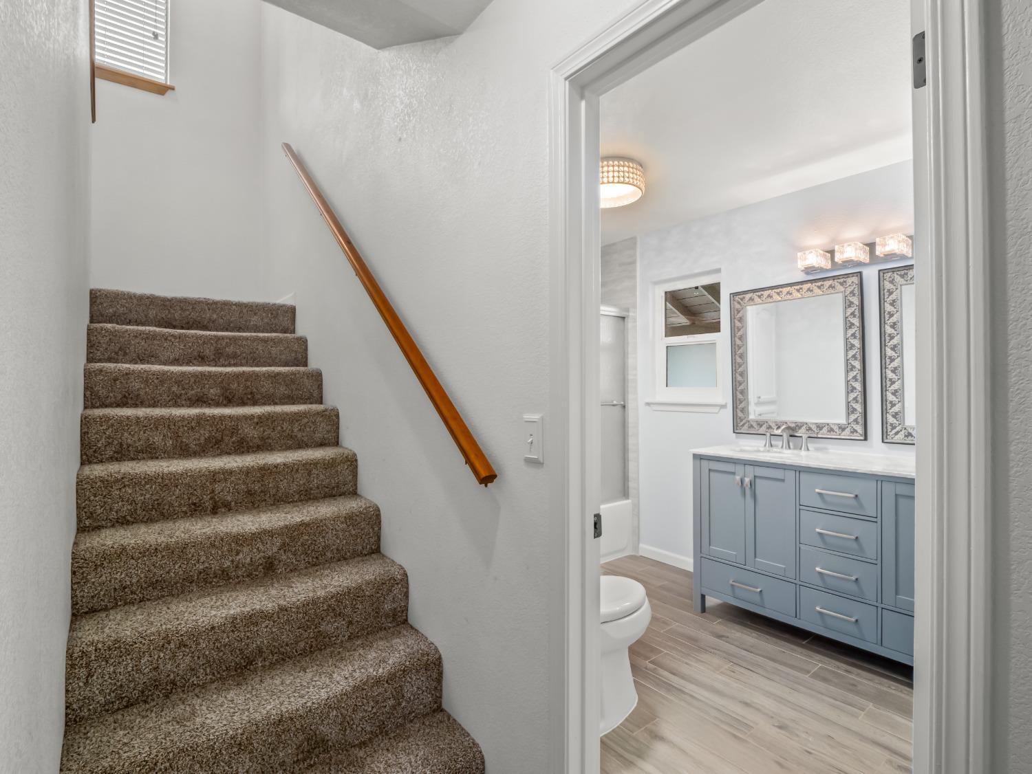 45977 River View Drive