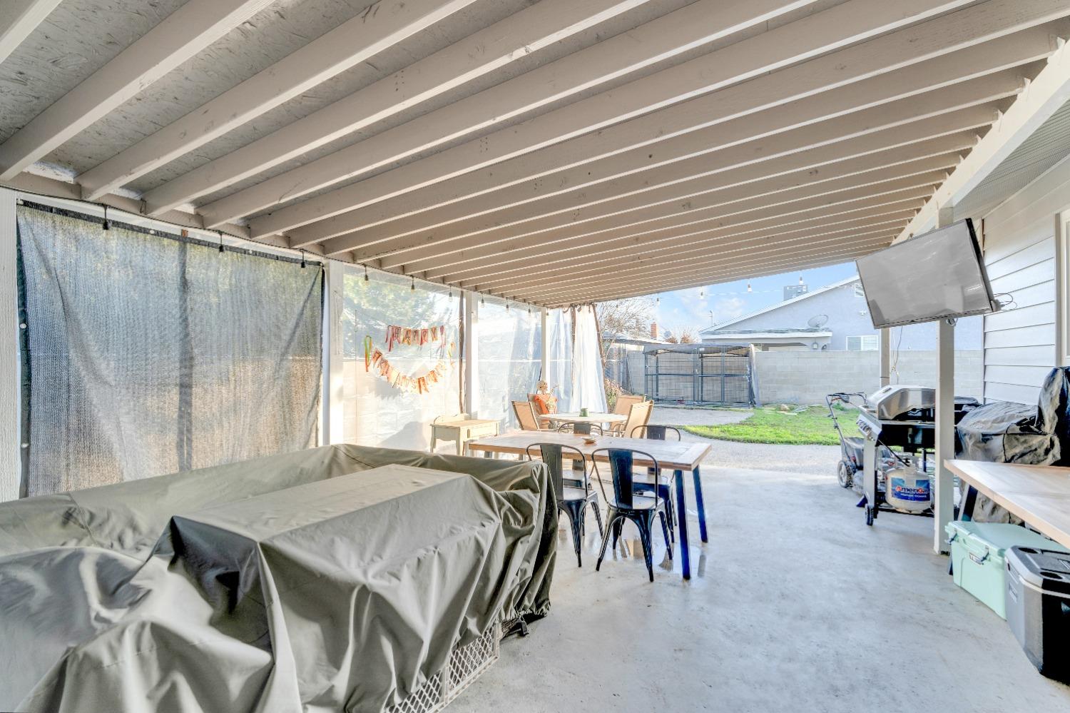 1441 Oak Street