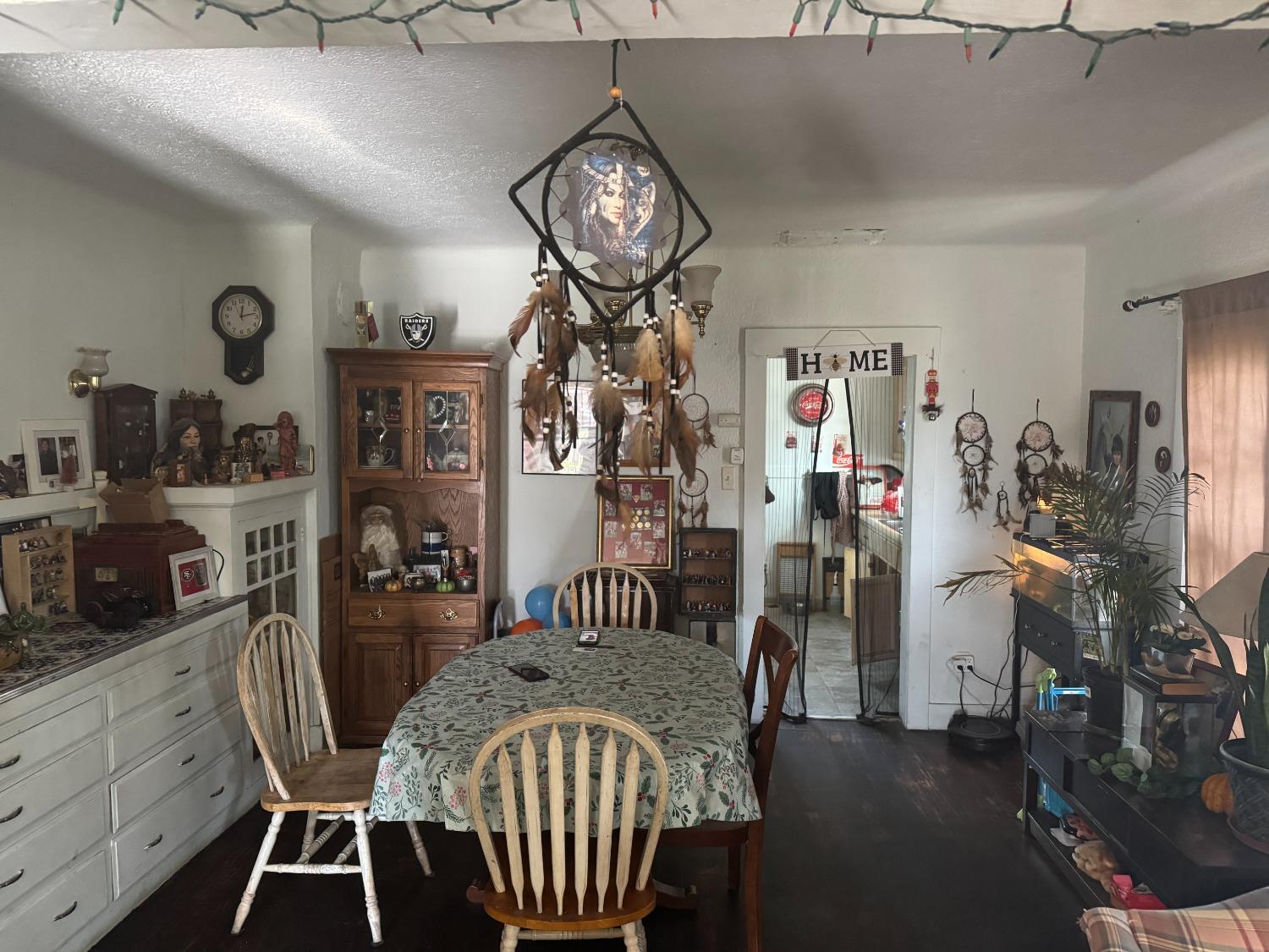 433 E Tuolumne Street