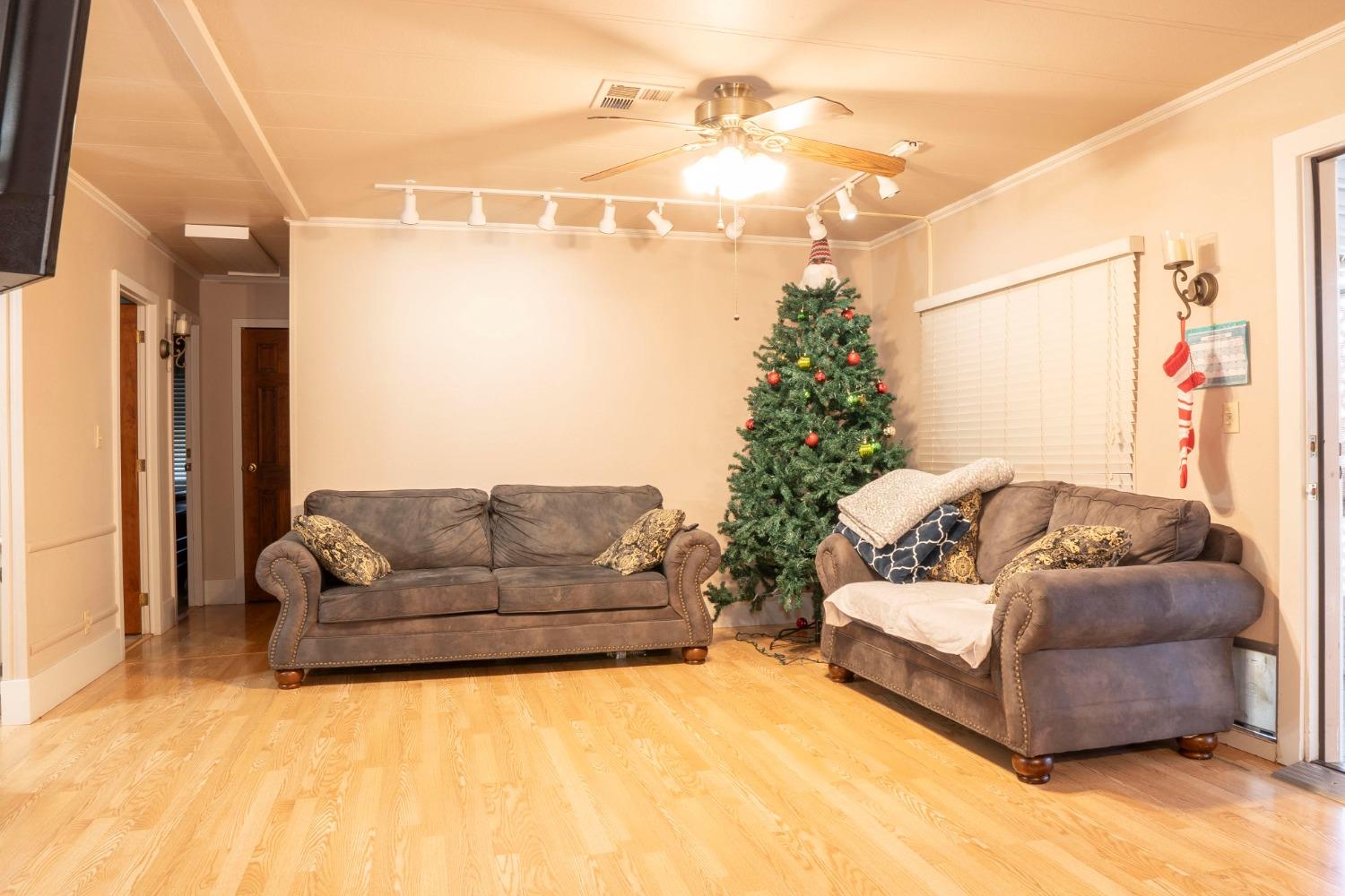 2706 W Ashlan Avenue # 269