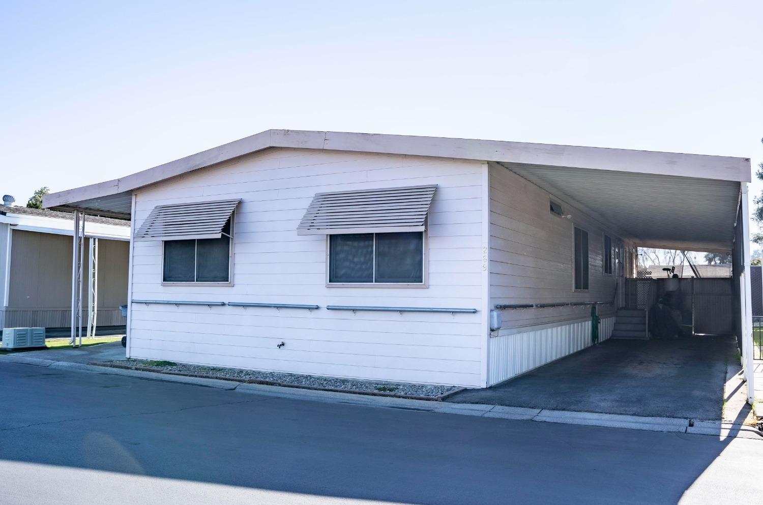 2706 W Ashlan Avenue # 269